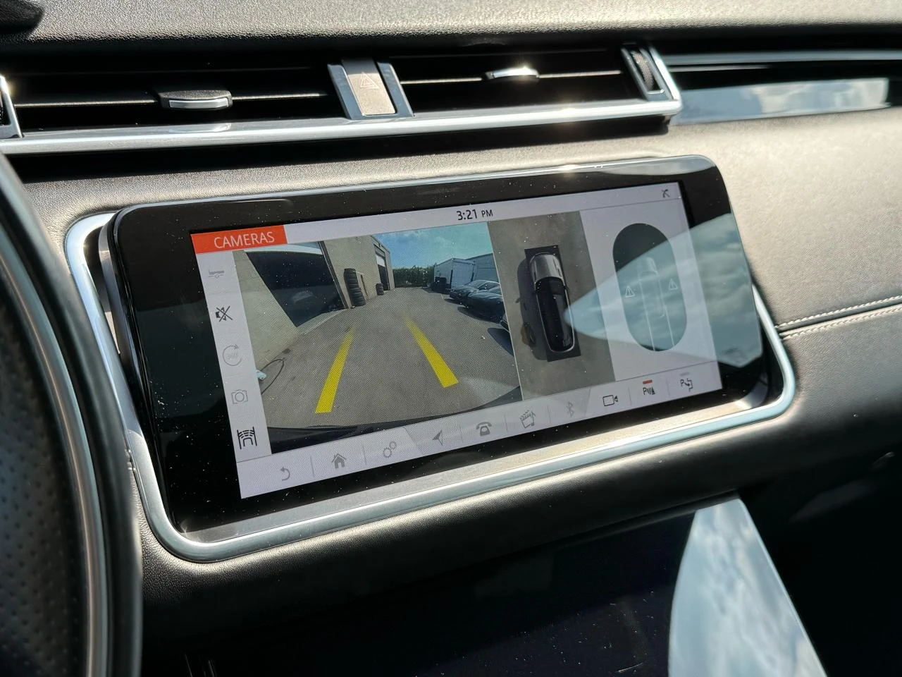 Land Rover Range Rover Velar P300 / R-Dynamic HSE / PANO  | Mobile.bg   16