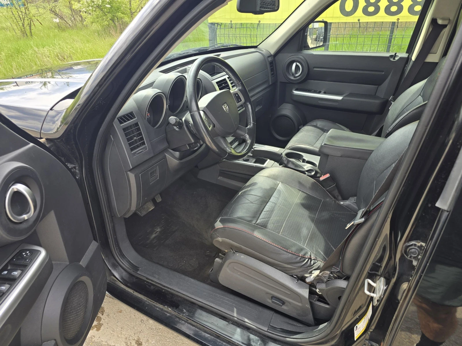 Dodge Nitro RT/SPORT/AUTO, снимка 7 - Автомобили и джипове - 54254489