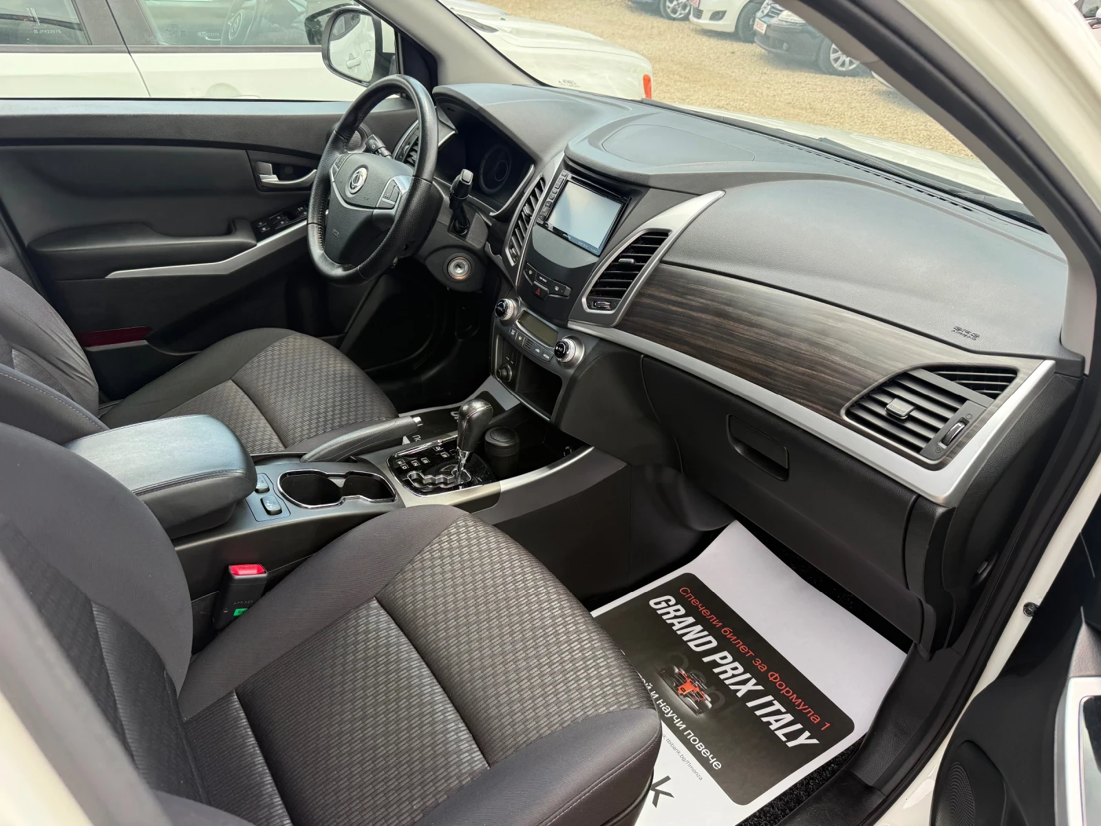 SsangYong Korando Автоматик, снимка 14 - Автомобили и джипове - 55434013
