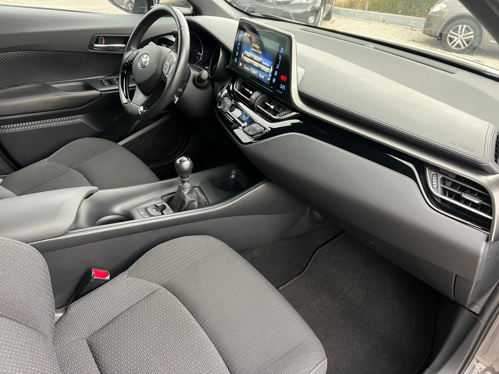 Toyota C-HR FULL-87000км..!, снимка 12 - Автомобили и джипове - 56234979
