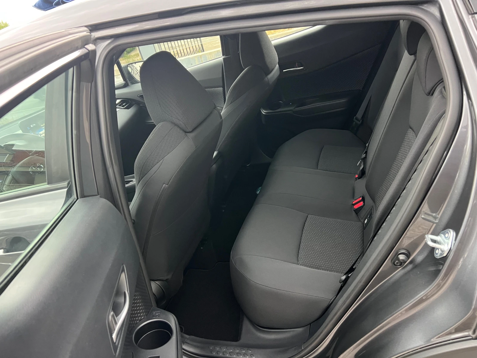 Toyota C-HR FULL-87000км..!, снимка 13 - Автомобили и джипове - 56234979