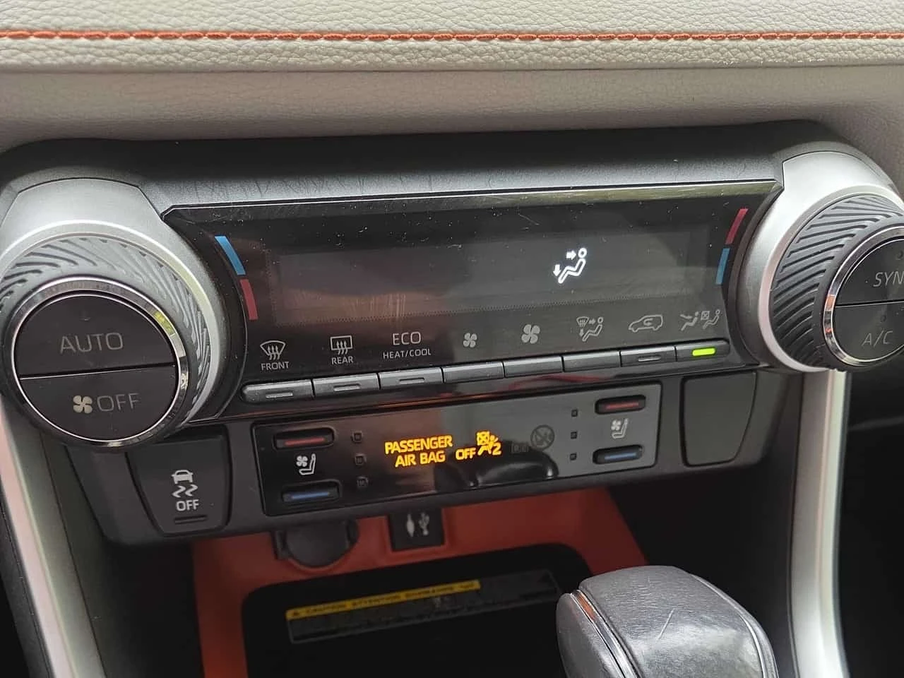 Toyota Rav4  Trail / CARFAX / ЦЕНА ДО БЪЛГАРИЯ, снимка 10 - Автомобили и джипове - 56324735