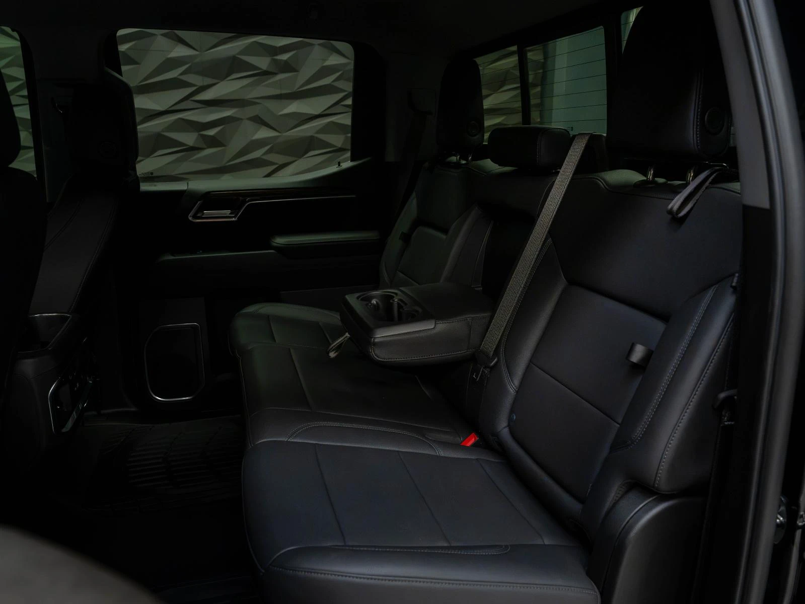 Gmc Sierra ELEVATION* 360CAM* KEYLESS START* ПОДГРЕВ* , снимка 12 - Автомобили и джипове - 56357672