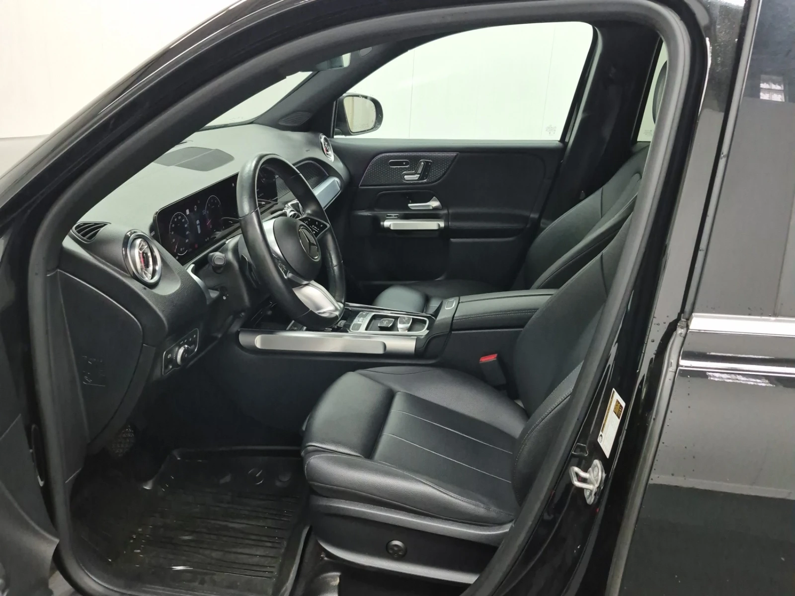 Mercedes-Benz GLB [4MATIC-250]-����� ����� / ������������ ������� �� | Mobile.bg � ����������� 17