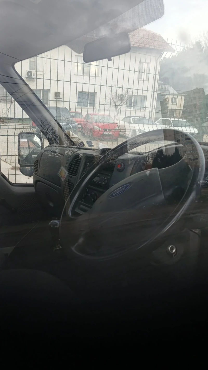 Ford Transit 2.4 ПЪТНА ПОМОЩ ДЕСЕН ВОЛАН!, снимка 7 - Бусове и автобуси - 53028789