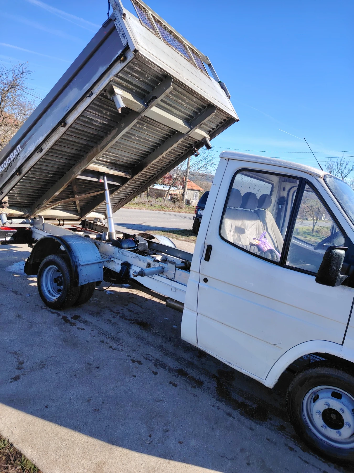 Ford Transit Самосвал Двойна гума - изображение 3