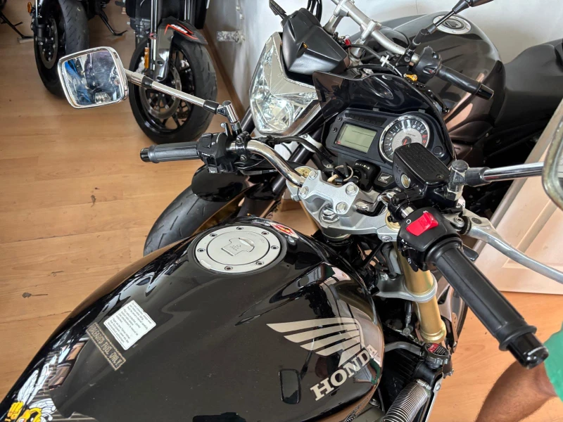 Honda Hornet 600, снимка 7 - Мотоциклети и мототехника - 52313974