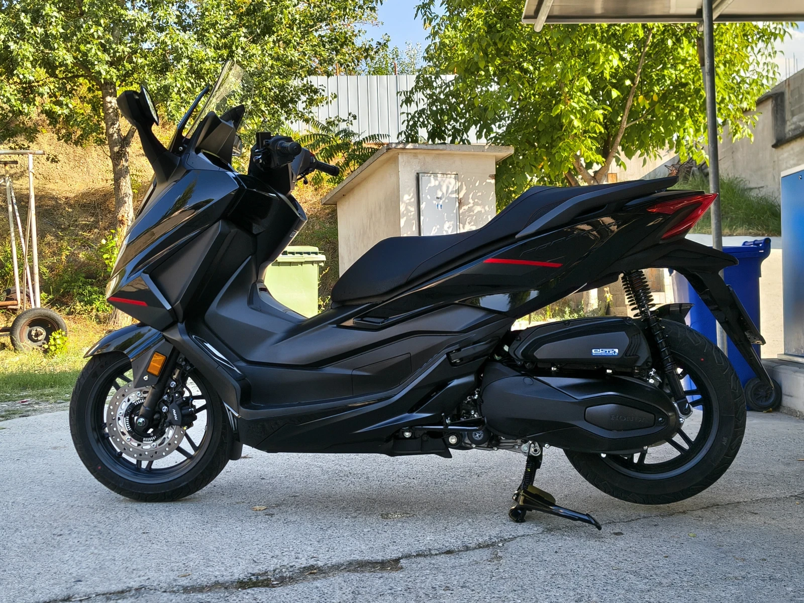 Honda Forza 350 Special Edition , снимка 9 - Мотоциклети и мототехника - 55804081