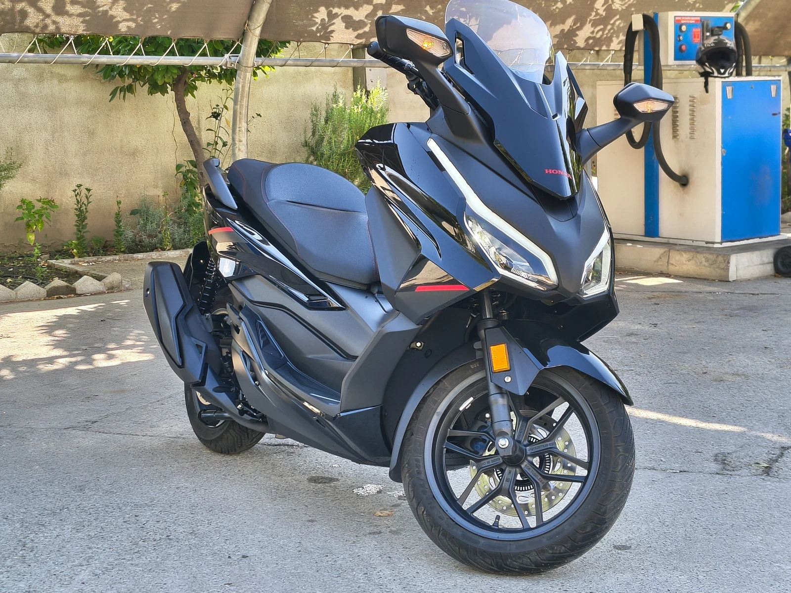 Honda Forza 350 Special Edition 