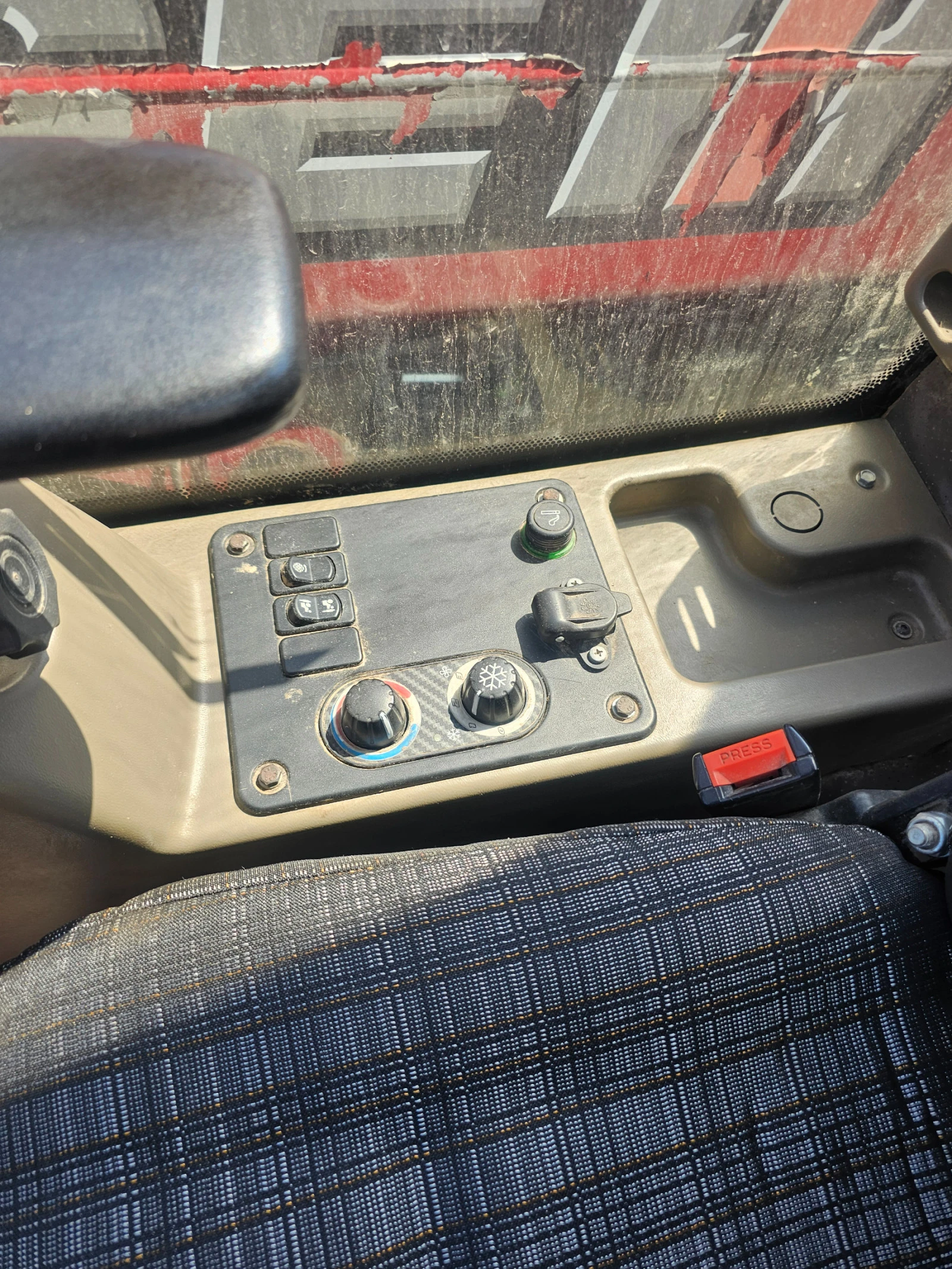   Manitou Case farmlift 735 | Mobile.bg   13