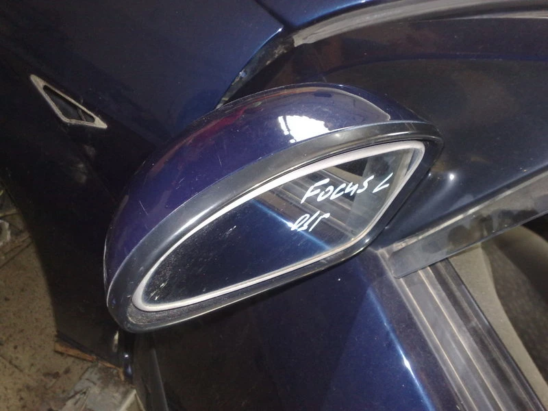 огледало ляво за Форд Фокус 01г. комби