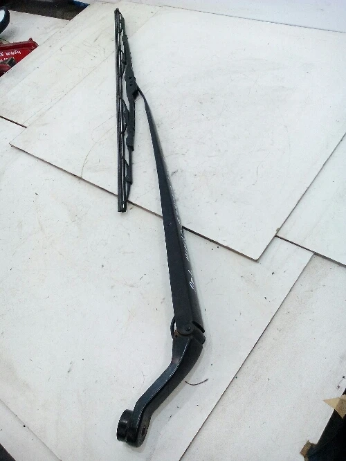 Рамо чистачка ляво Хонда Стрийм