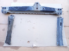 Греда под радиатори Тойота Рав4 2.2д (н)