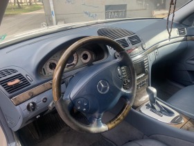 Mercedes-Benz E 320, снимка 7 - Автомобили и джипове - 45505515