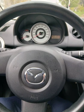 Mazda 2 1.3Бензин Климатик  - 3000 € / 5867.49 лв. - 68103348 11