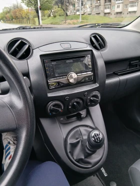 Mazda 2 1.3Бензин Климатик  - 3000 € / 5867.49 лв. - 68103348 10