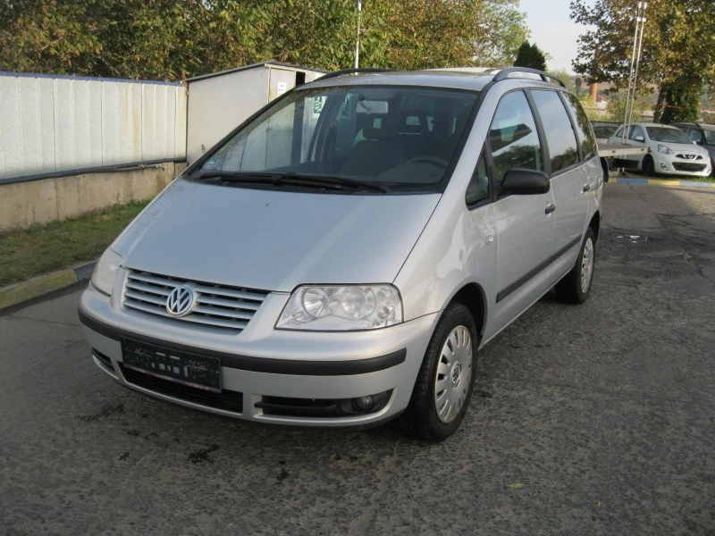 VW Sharan Family, снимка 2 - Автомобили и джипове - 42653369