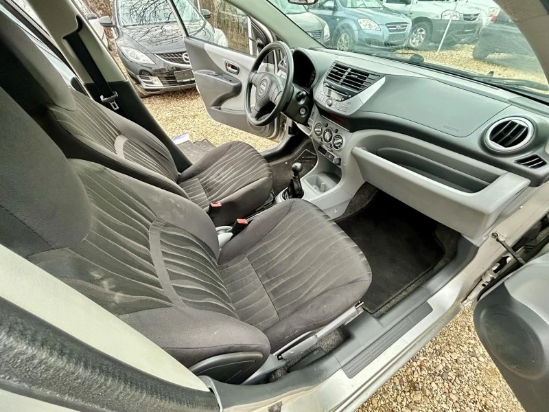 Nissan Pixo 1.0i 132000км., снимка 8 - Автомобили и джипове - 52696165