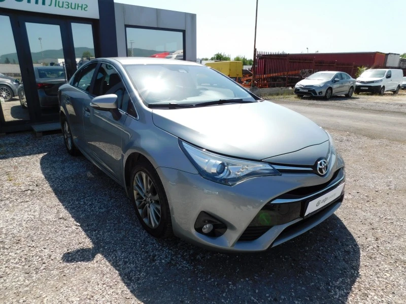 Toyota Avensis 2.0 D-4D, снимка 1 - Автомобили и джипове - 46549951