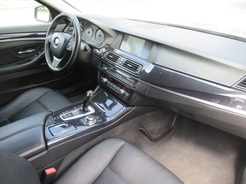 BMW 525 d X-Drive M Paket, снимка 10 - Автомобили и джипове - 46751437