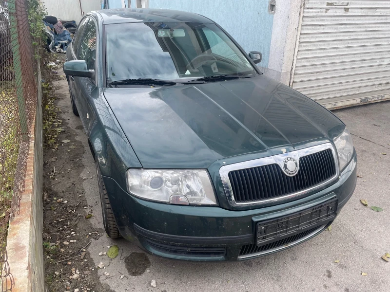 Skoda Superb, снимка 2 - Автомобили и джипове - 48146542