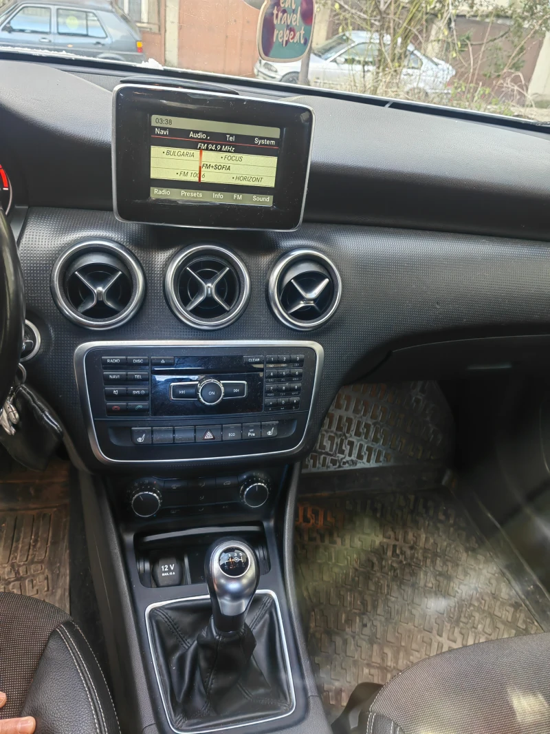 Mercedes-Benz A 180, снимка 8 - Автомобили и джипове - 48257290