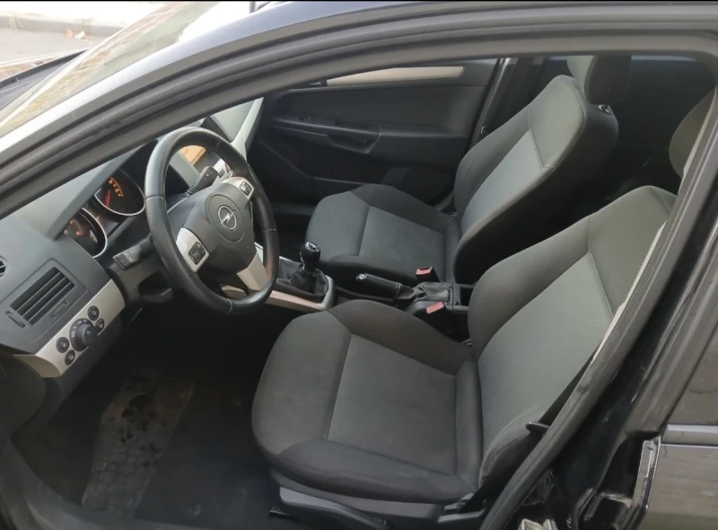 Opel Astra, снимка 6 - Автомобили и джипове - 48324682