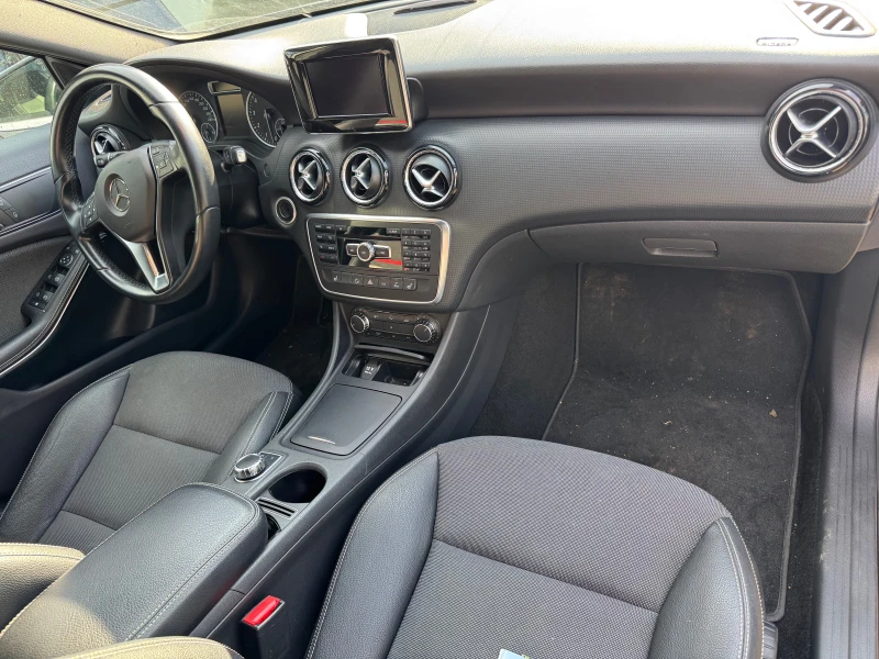 Mercedes-Benz A 180 A180 Automat, снимка 9 - Автомобили и джипове - 52480027