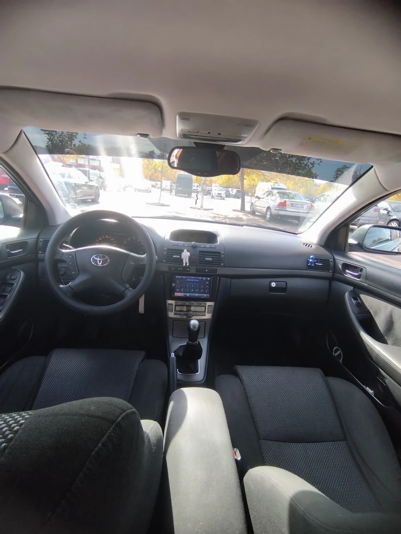 Toyota Avensis, снимка 4 - Автомобили и джипове - 52503037