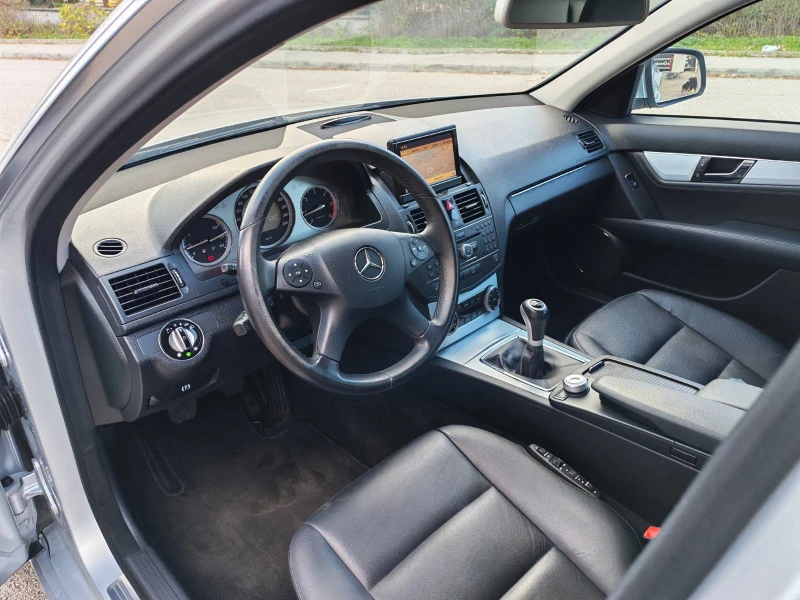 Mercedes-Benz C 200 2.2CDI, снимка 6 - Автомобили и джипове - 52526237
