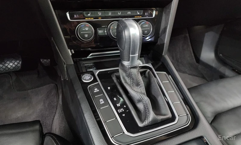 VW Passat, снимка 9 - Автомобили и джипове - 52725173