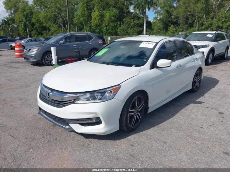 Honda Accord 2.4L I-4 DI, DOHC, VVT, 189HP Front Wheel Drive, снимка 2 - Автомобили и джипове - 52914011