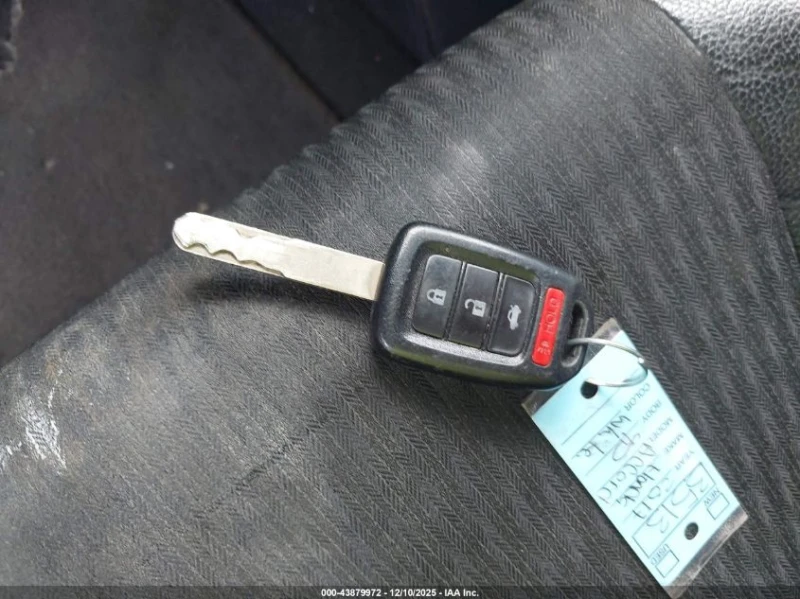 Honda Accord 2.4L I-4 DI, DOHC, VVT, 189HP Front Wheel Drive, снимка 3 - Автомобили и джипове - 52914011