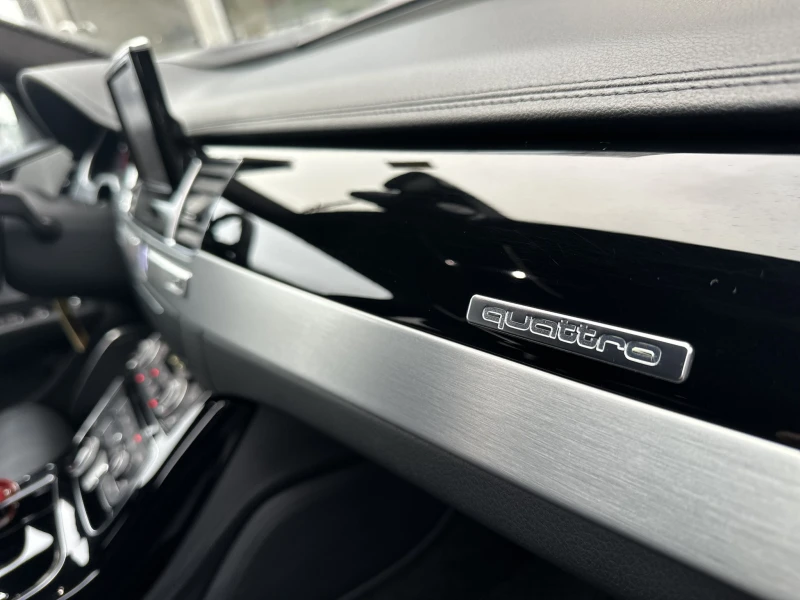 Audi A8 4.2 TDI Limousine 4 Seats individual B&O , снимка 9 - Автомобили и джипове - 53154382