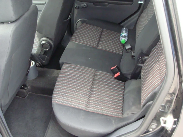 Mitsubishi Colt 1, 3, снимка 10 - Автомобили и джипове - 53776759