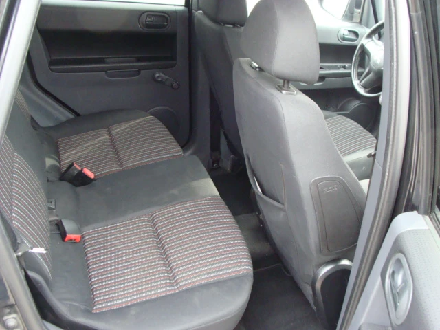 Mitsubishi Colt 1, 3, снимка 11 - Автомобили и джипове - 53776759