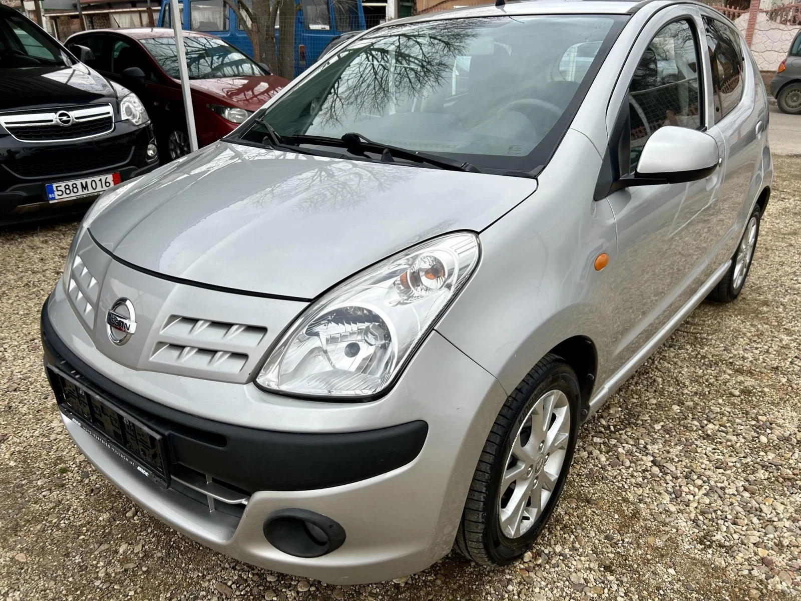 Nissan Pixo 1.0i 132000км., снимка 1