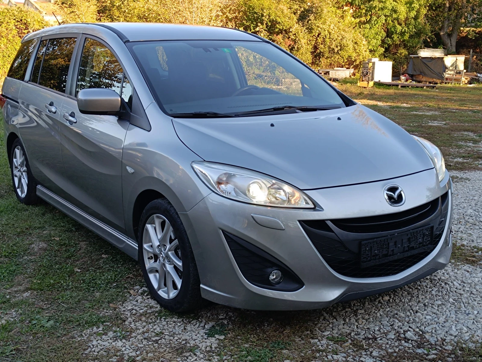 Mazda 5 Sport // 2.0i // 7 места - изображение 2