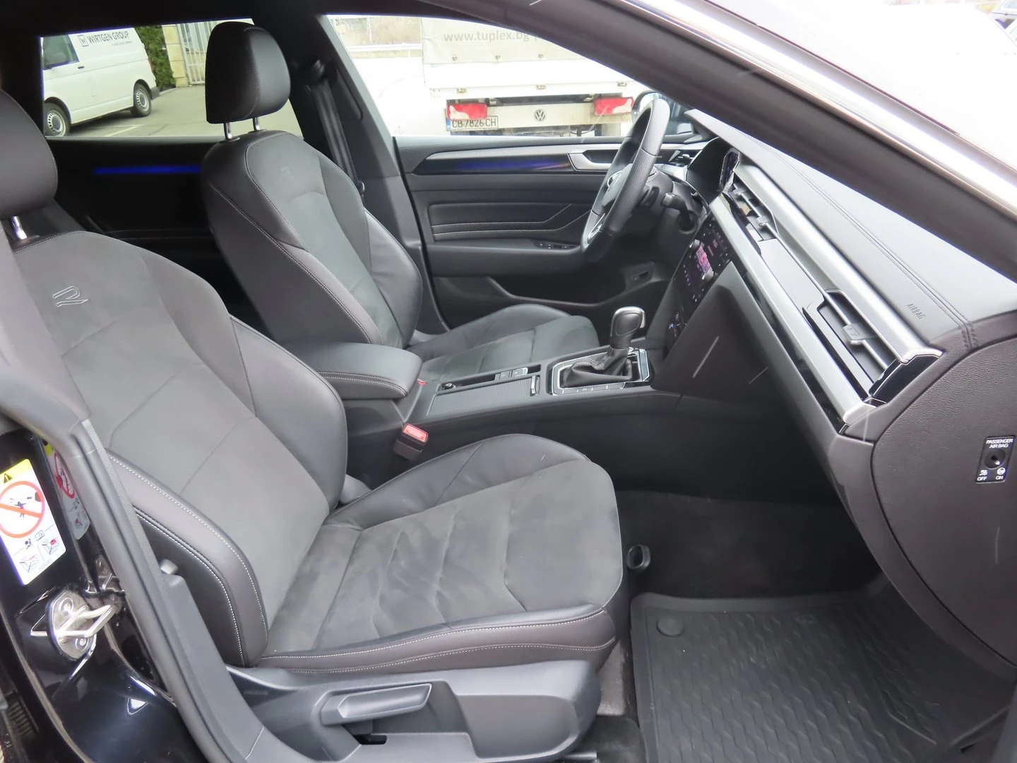 VW Arteon R-Line 2.0 TDI SCR 4MOTION DSG - изображение 9
