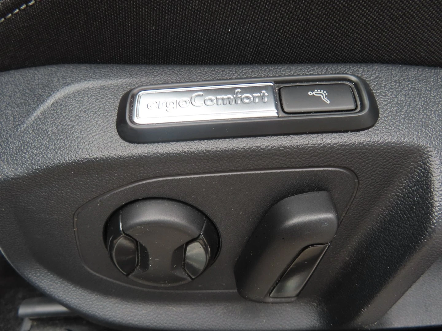 VW Arteon R-Line 2.0 TDI SCR 4MOTION DSG - изображение 8