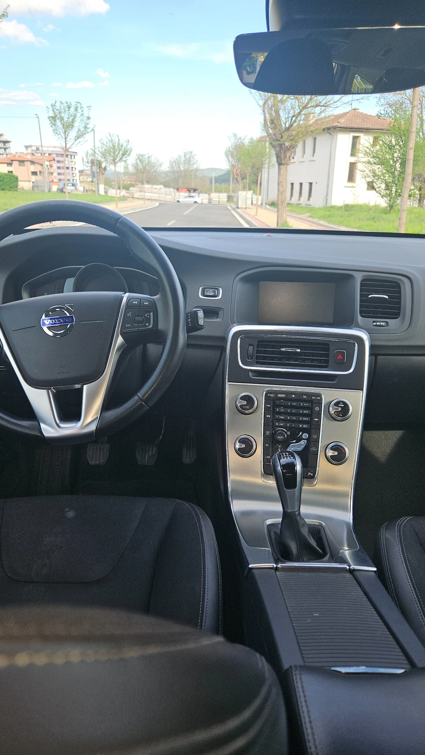 Volvo V60  - изображение 6