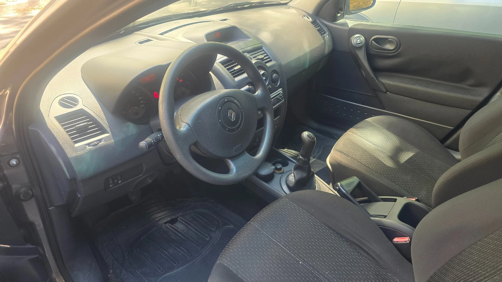Renault Megane  - изображение 6