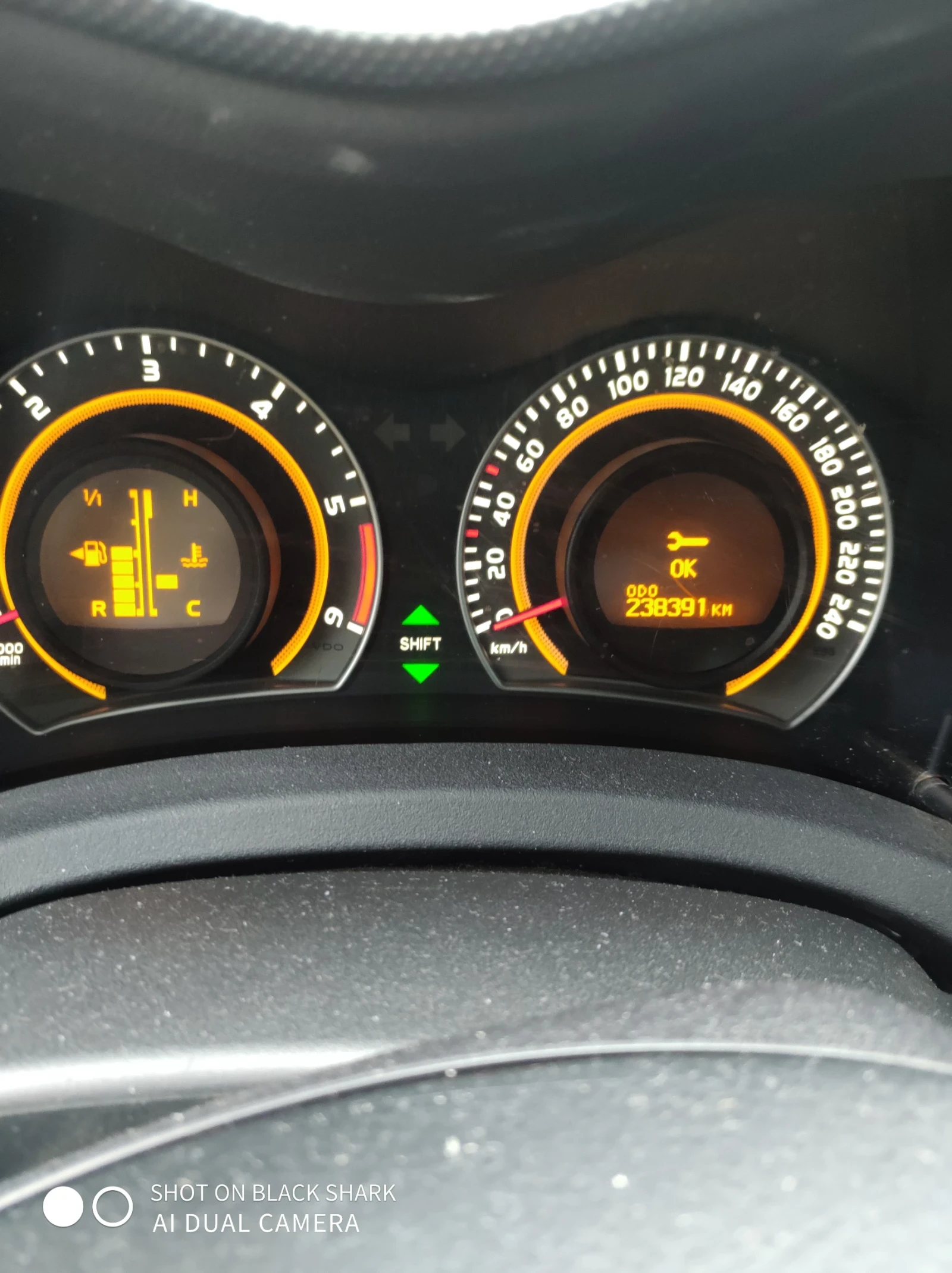 Toyota Auris  - изображение 8