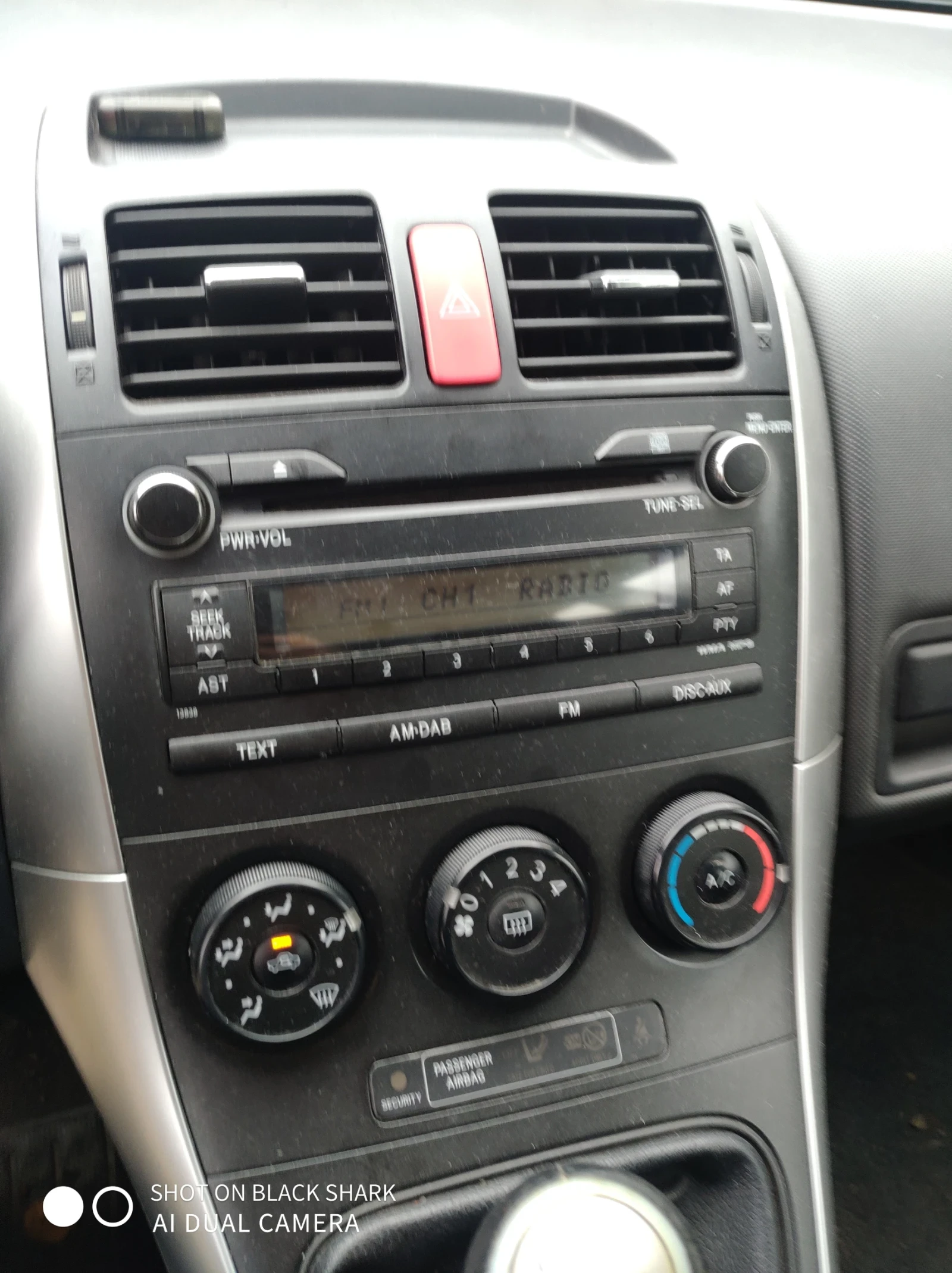 Toyota Auris  - изображение 10