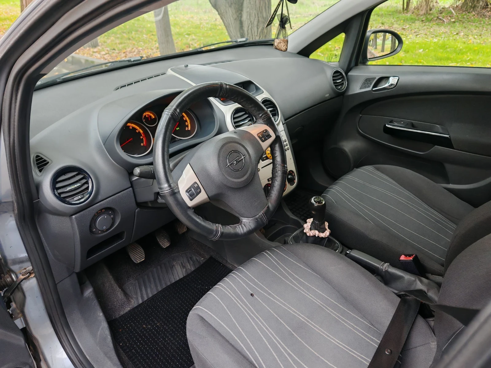 Opel Corsa D  | Mobile.bg   12