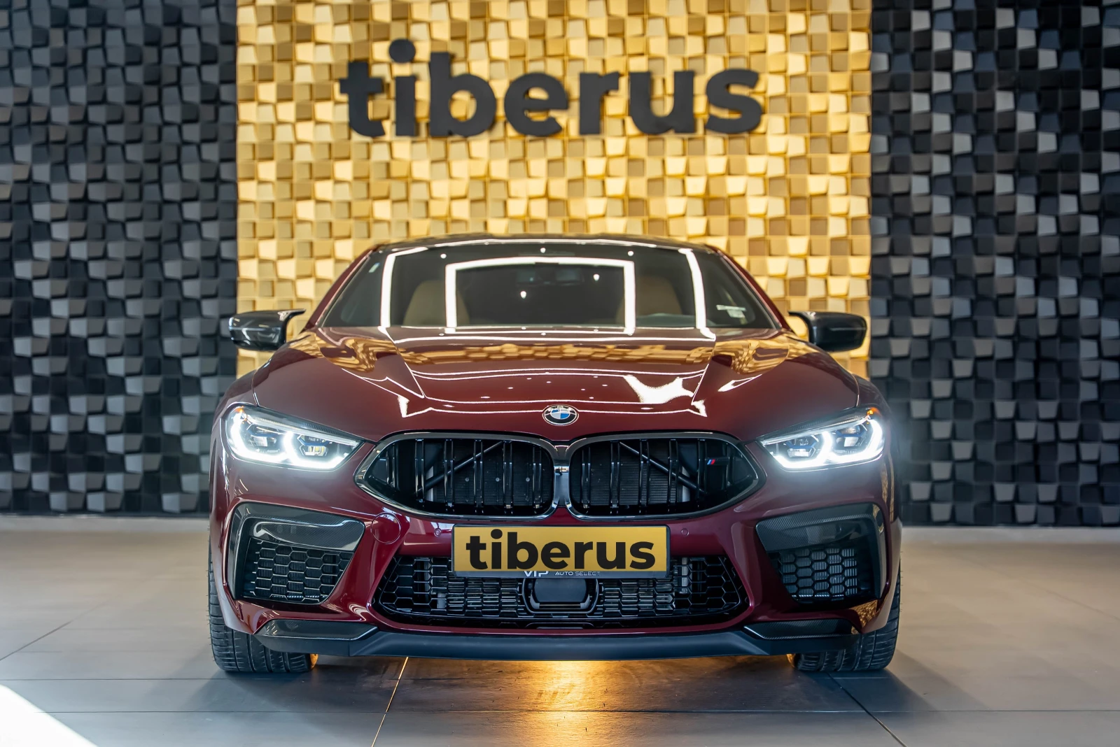 BMW M8 Competition Coupe - изображение 3