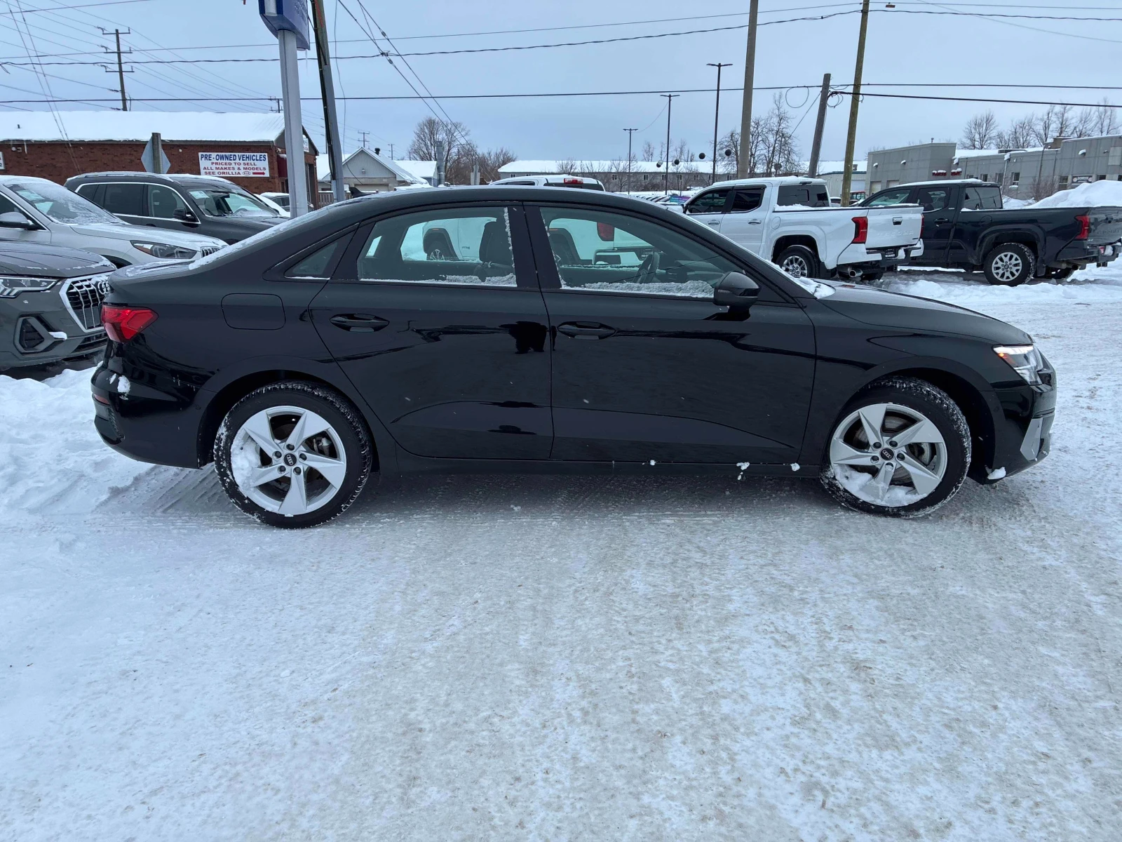 Audi A3 Quattro| KEYLESS GO| CARFAX| PANO - изображение 3