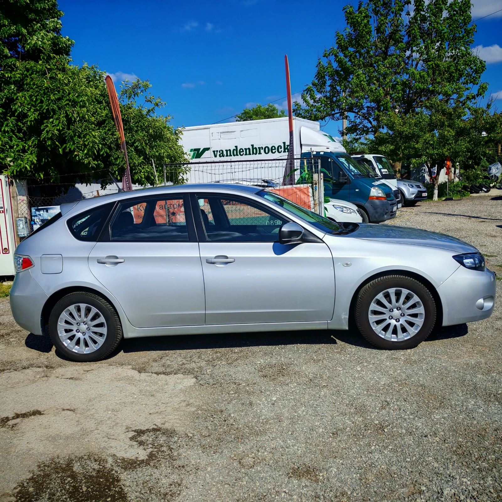 Subaru Impreza 2.0i BRC газ  AWD, снимка 7 - Автомобили и джипове - 54370917