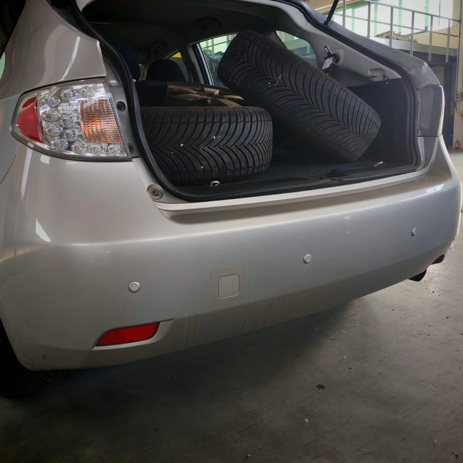 Subaru Impreza 2011 Фабрична газ 1.5 BOXER, снимка 10 - Автомобили и джипове - 54370917