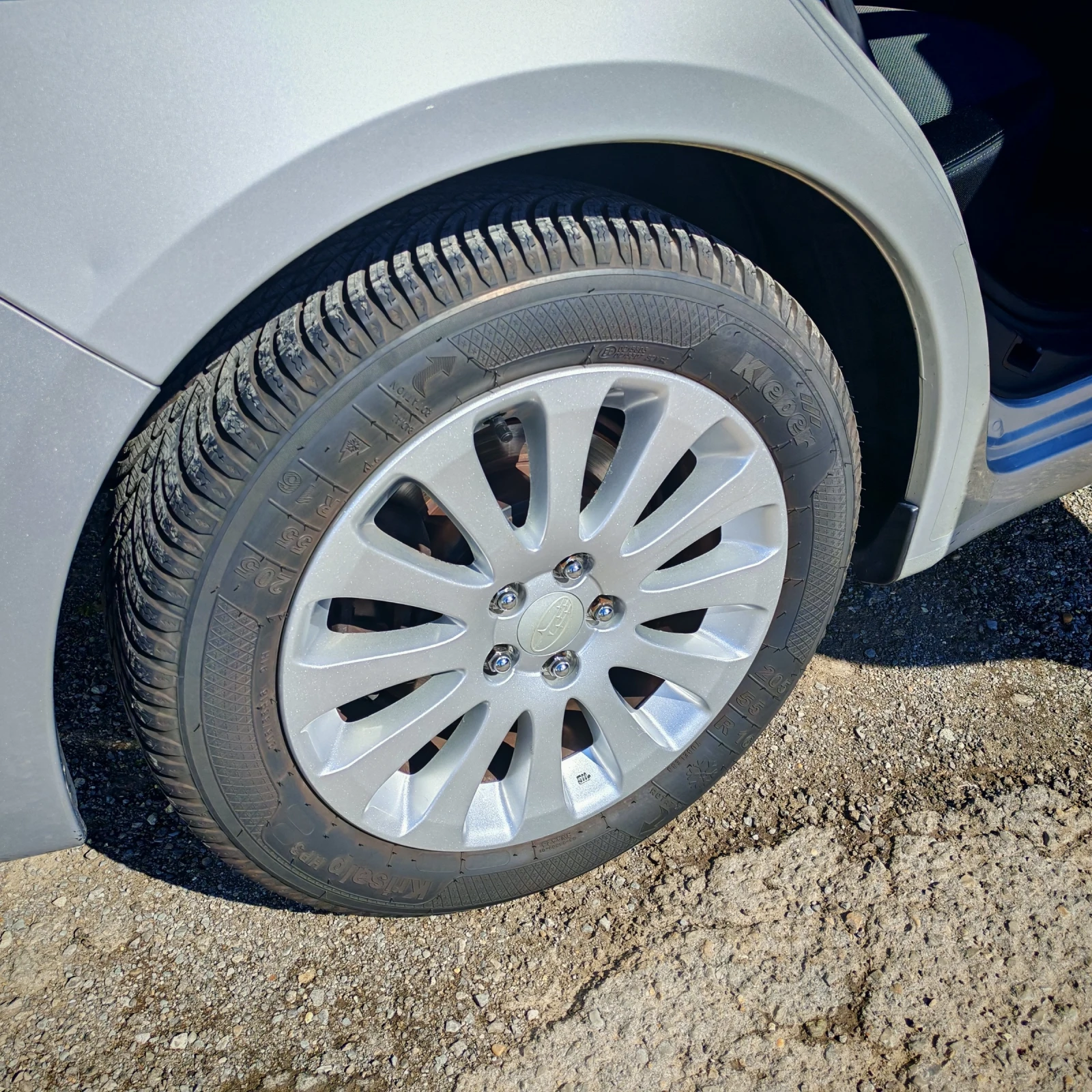 Subaru Impreza 2.0i BRC газ  AWD, снимка 12 - Автомобили и джипове - 54370917